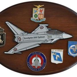 CREST IN METALLO SMALTATO A.M. AEREI EUROFIGHTER 2000 TYPHOON