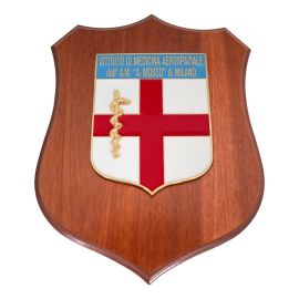 CREST IN METALLO SMALTATO BASE LEGNO 22,5X17,5CM IST.MED.AEROSP. MILANO
