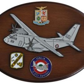 CREST IN METALLO SMALTATO A.M. AEREI C-27J SPARTAN