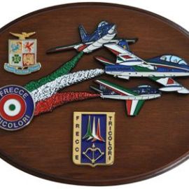 CREST IN METALLO SMALTATO A.M. AEREI F-86 - G91 PAN - MB 339 PAN