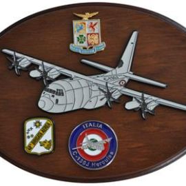 CREST IN METALLO SMALTATO A.M. AEREI C-130J HERCULES II